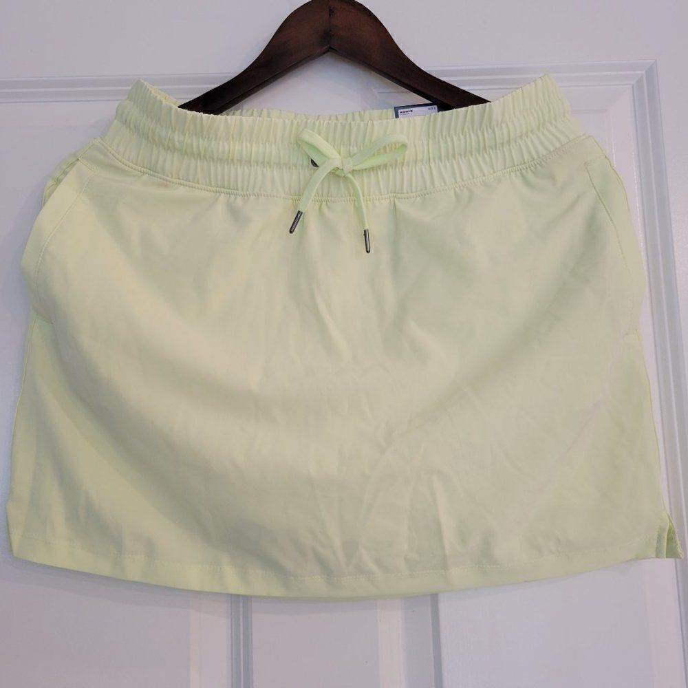 Tek Gear Skirted Short size S